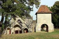 La chapelle castrale et la Porte de France à Vaucouleurs. 