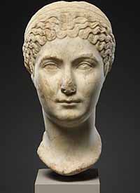 Portrait en marbre de Matidia Minor (Metropolitan Museum of Art de New York). Source : wiki/ Matidia Minor / licence : CC0