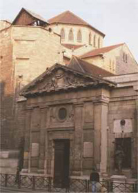 L'église Saint-Denis de la Chapelle (75018) aujourd'hui (photolj mars2019)