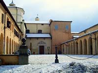 Quartier de la Cathédrale San Clemente à Velletri ou Giovanni dei Conti di Tuscolo dit Benoît X Antipape fut évêque (source : ema 25)