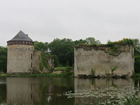 Vue du château de Montjean lieux de naissance de Catherine de Valois ou Catherine d'Alençon née en 1452