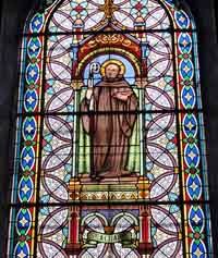 Vitrail de saint Achaire à Haspres. Source : wiki/ Achaire de Noyon/ licence : CC0