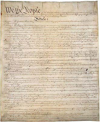 Manuscrit original de la Constitution, page 1/4 (Le préambule et le premier article de la Constitution des Etats-Unis)