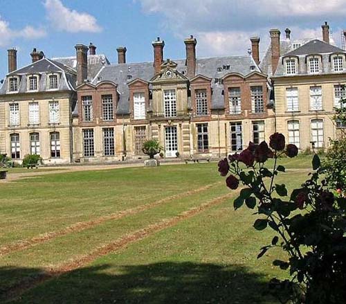 Le château de Thoiry (photos archiveslj)